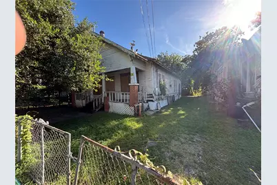1918 Everett Street, Houston, TX 77009 - Photo 2