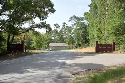14871 Fannin Rd, Willis, TX 77378 - Photo 4