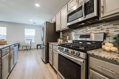 1304 Robin Street, Houston, TX 77019 - Photo 12