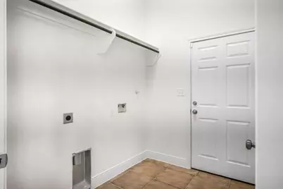 6413 N Ridgecrest Drive, Hitchcock, TX 77563 - Photo 20