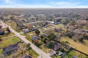 6413 N Ridgecrest Dr, Hitchcock, TX 77563 - Photo 40