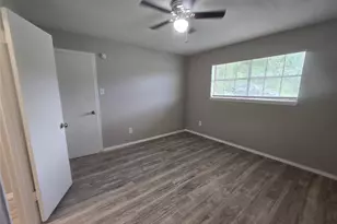 3453 W Hwy 6, Alvin, TX 77511 - Photo 12
