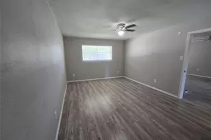 3453 W Hwy 6, Alvin, TX 77511 - Photo 8