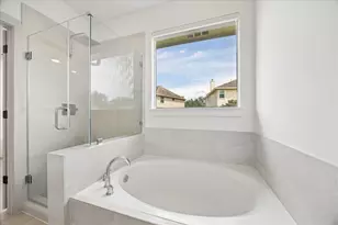 4823 Jaymar Dr, Sugar Land, TX 77479 - Photo 12