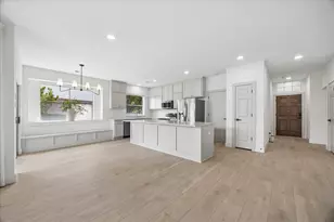 4823 Jaymar Dr, Sugar Land, TX 77479 - Photo 2