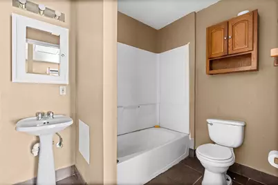 2200 Peach Avenue #3, Bay City, TX 77414 - Photo 8