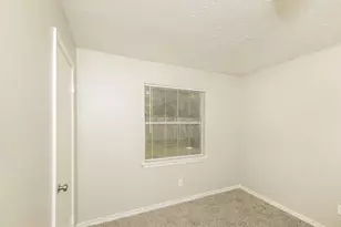 19903 Mountain Dale Dr, Cypress, TX 77433 - Photo 14