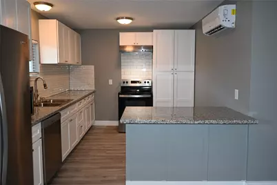 510 Glen Cove Street #4, Kemah, TX 77573 - Photo 6