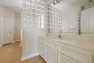 8022 Duffield Ln, Houston, TX 77071 - Photo 12