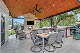 10677 Fm 2432 Rd, Conroe, TX 77303 - Photo 10