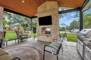 10677 Fm 2432 Rd, Conroe, TX 77303 - Photo 6