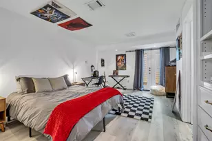 1503 Banks St, Houston, TX 77006 - Photo 16