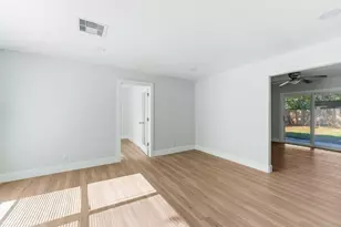 3923 Hickok Ln, Houston, TX 77047 - Photo 4