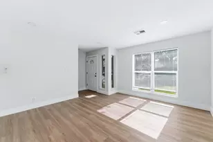 3923 Hickok Ln, Houston, TX 77047 - Photo 6