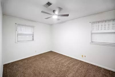 613 Grantham Road, Baytown, TX 77521 - Photo 12