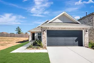 633 Falling Cave Dr, Willis, TX 77378 - Photo 12