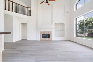 14339 Tasmania Ct, Sugar Land, TX 77498 - Photo 6