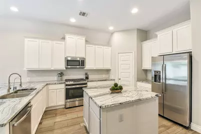 19827 Bronze Spur Court, Tomball, TX 77377 - Photo 10