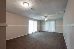 412 Kentucky St, Liberty, TX 77575 - Photo 18