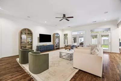 1329 Richelieu Lane, Houston, TX 77018 - Photo 6