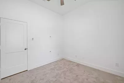 1834 Kessler Park Court, Houston, TX 77047 - Photo 34