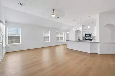 1834 Kessler Park Court, Houston, TX 77047 - Photo 8