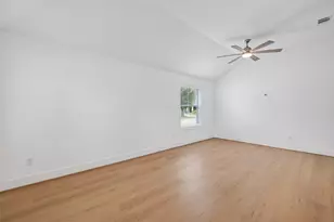 1834 Kessler Park Ct, Houston, TX 77047 - Photo 22