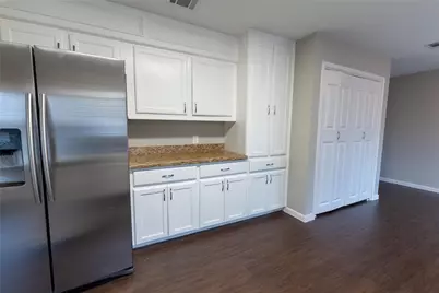 328 Lake View Drive, Montgomery, TX 77356 - Photo 10
