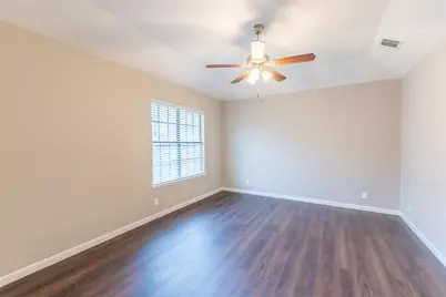 328 Lake View Drive, Montgomery, TX 77356 - Photo 12
