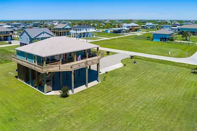 817 Boyt Road, Crystal Beach, TX 77650 - Photo 8