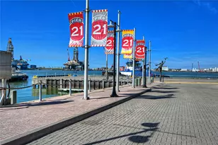 7000 Seawall Blvd, Galveston, TX 77551 - Photo 34