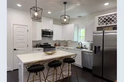 2417 Noble Street, Houston, TX 77026 - Photo 12