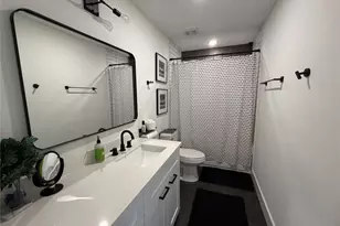 2417 Noble St, Houston, TX 77026 - Photo 22