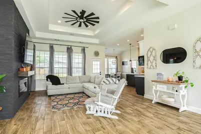 414 Burning Tree Lane, West Columbia, TX 77486 - Photo 6