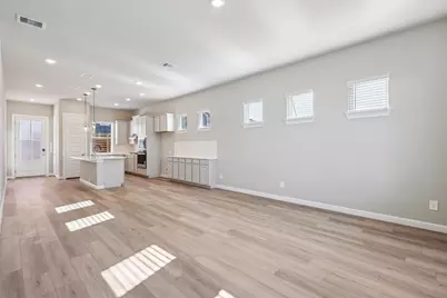 719 Topwater, Kemah, TX 77565 - Photo 4