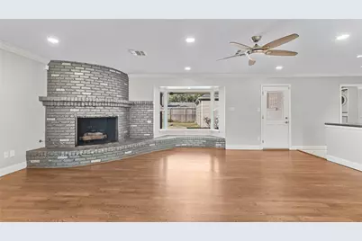 11002 Renwick Drive, Houston, TX 77096 - Photo 4