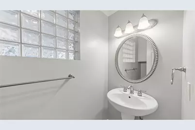 11002 Renwick Drive, Houston, TX 77096 - Photo 12