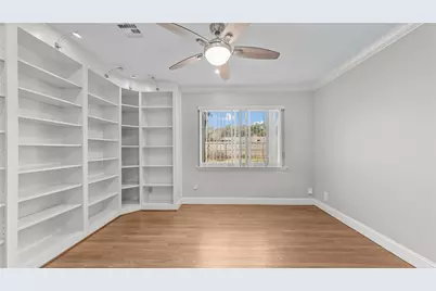 11002 Renwick Drive, Houston, TX 77096 - Photo 28