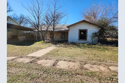 303 N 5th, Munday, TX 76371 - Photo 1