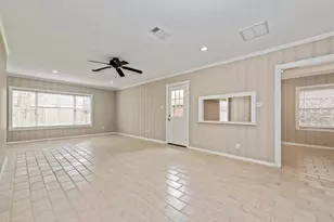 1011 W 41st St, Houston, TX 77018 - Photo 14