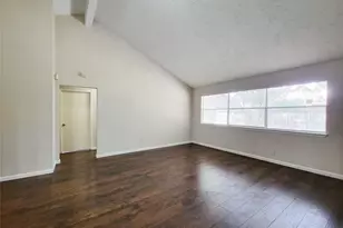 9415 Beckford Dr, Houston, TX 77099 - Photo 10