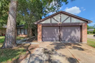 9415 Beckford Dr, Houston, TX 77099 - Photo 2