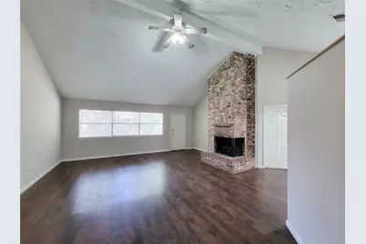 9415 Beckford Drive, Houston, TX 77099 - Photo 8