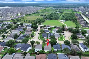 18910 Bonners Park Cir, Katy, TX 77449 - Photo 8