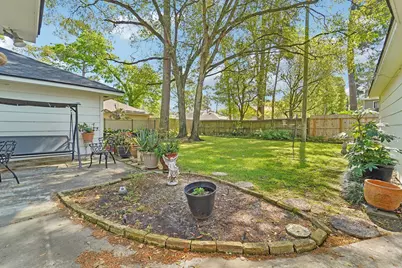 5923 Pinewood Springs Drive, Houston, TX 77066 - Photo 24