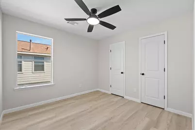 4722 Mill Creek Drive, Baytown, TX 77521 - Photo 36