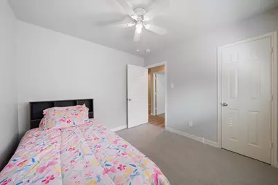 146 S Star Ridge Circle, The Woodlands, TX 77382 - Photo 10