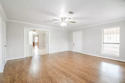 6303 Heatherbloom Drive, Houston, TX 77085 - Photo 14