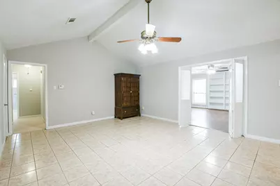 6303 Heatherbloom Drive, Houston, TX 77085 - Photo 6