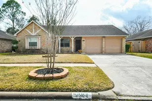 6303 Heatherbloom Dr, Houston, TX 77085 - Photo 1